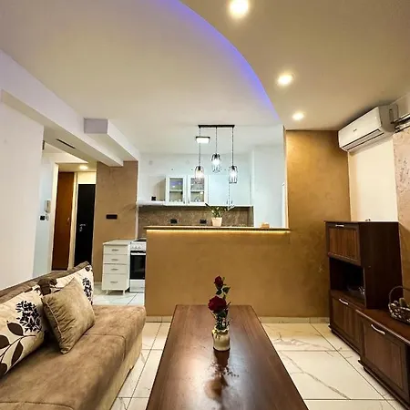 Apartment Centar Lux *