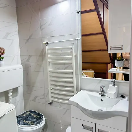 Centar Lux Apartment Kragujevac